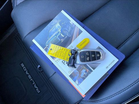 Used 2024 Hyundai Palisade SEL w/ Premium Package image 35