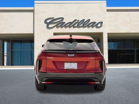 New 2025 Cadillac Lyriq Luxury image 4