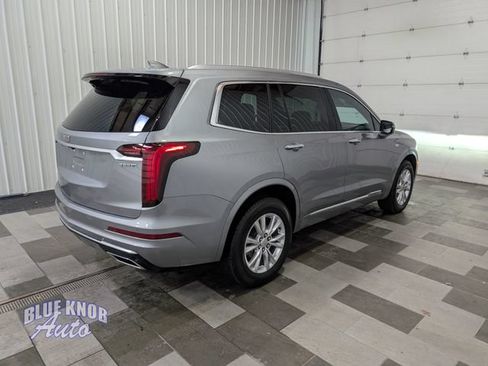 Used 2024 Cadillac XT6 Luxury w/ LPO, Floor Liner Package AWD/4WD image 4