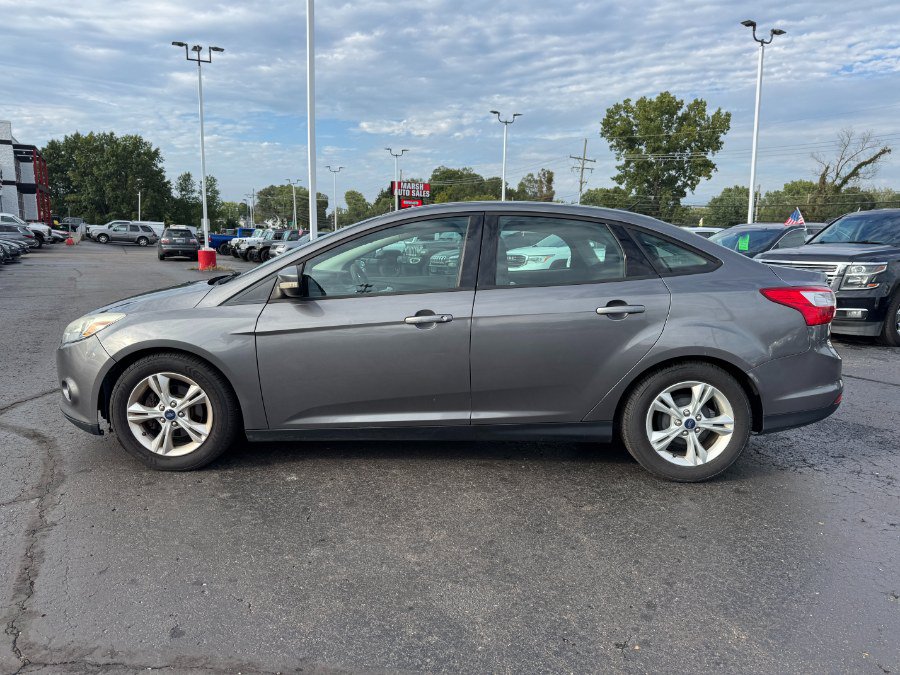 Used 2014 Ford Focus SE FWD image 2