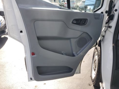 Used 2015 Ford Transit 150 130 Medium Roof image 12
