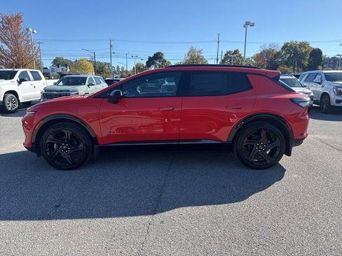 New 2025 Chevrolet Equinox EV RS image 3