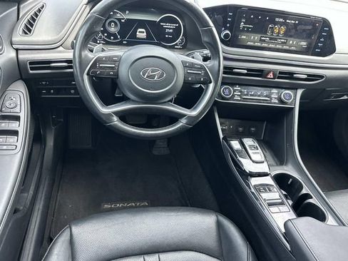 Used 2022 Hyundai Sonata Limited image 18