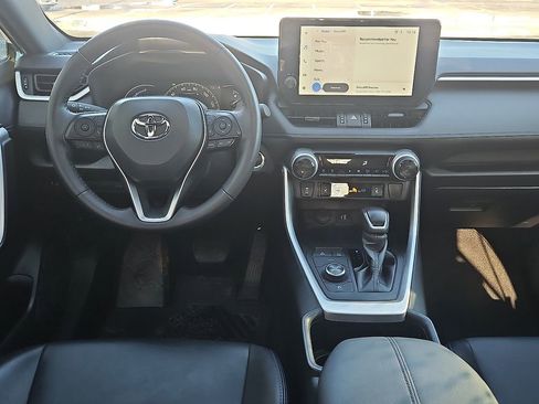 Used 2024 Toyota RAV4 XSE image 18
