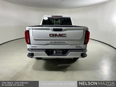 Used 2019 GMC Sierra 1500 AT4 w/ AT4 Premium Package AWD/4WD image 7