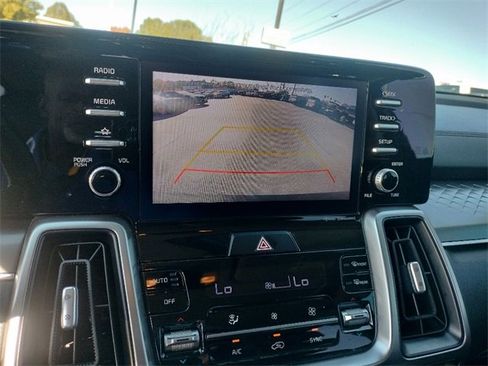 Used 2021 Kia Sorento S image 25