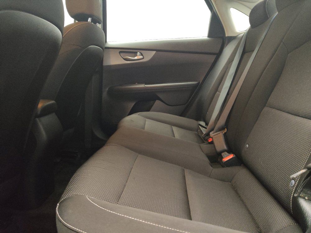 Used 2019 Kia Forte LXS FWD image 18
