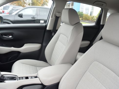 Certified 2023 Honda HR-V LX image 12