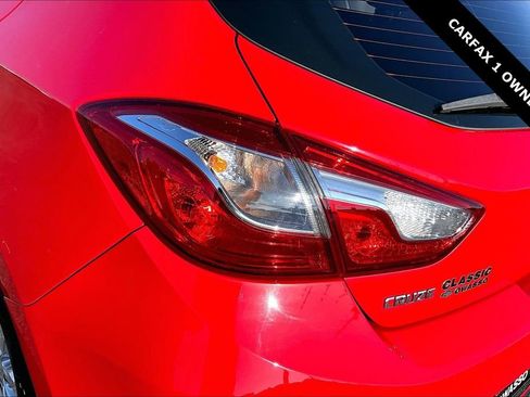 Used 2019 Chevrolet Cruze LS w/ LS Convenience Package image 22