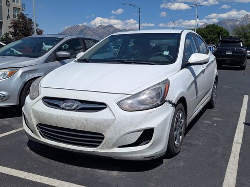 Used 2014 Hyundai Accent GLS FWD image 4