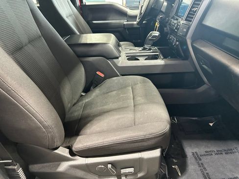 Used 2017 Ford F150 XLT w/ Equipment Group 302A Luxury AWD/4WD image 18