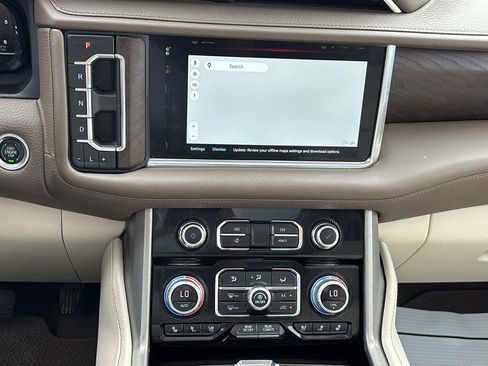 Used 2022 GMC Yukon Denali w/ Max Trailering Package AWD/4WD image 38