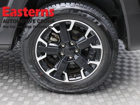 Used 2023 Jeep Renegade Latitude AWD/4WD image 8