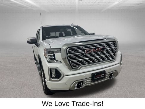 Used 2021 GMC Sierra 1500 Denali w/ Driver Alert Package II AWD/4WD image 3