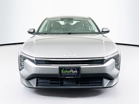 Used 2025 Kia K4 FWD image 2