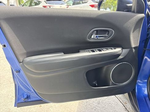 Used 2018 Honda HR-V EX image 13