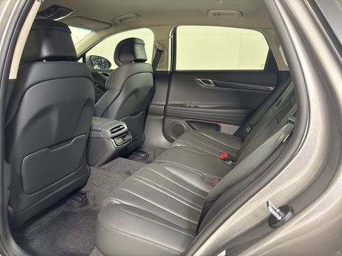 New 2026 Genesis G80 2.5T image 18