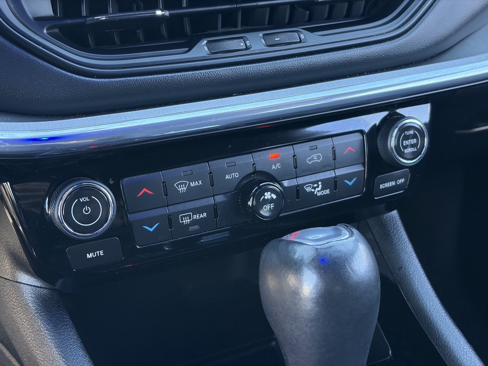 Used 2022 Jeep Compass High Altitude AWD/4WD image 27