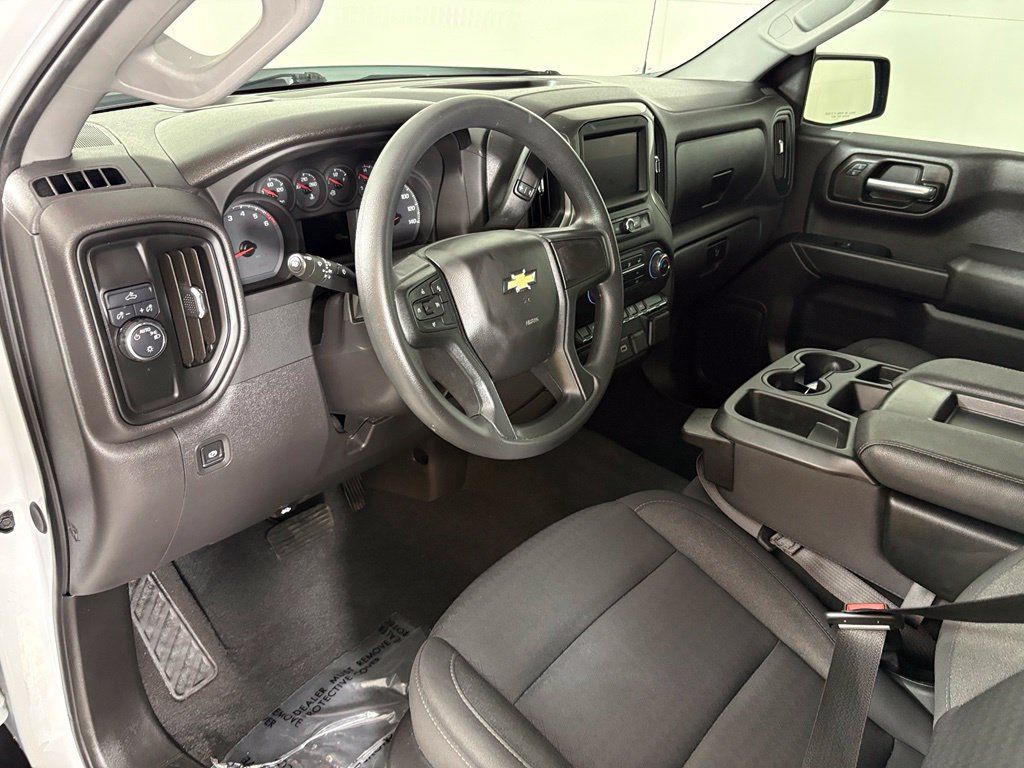 Certified 2024 Chevrolet Silverado 1500 Custom RWD image 19