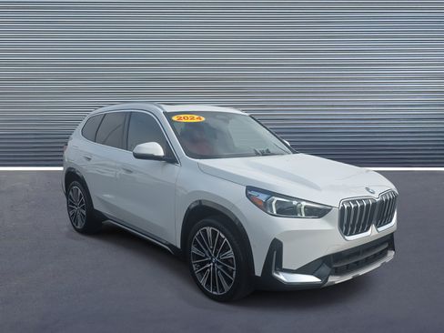 Used 2024 BMW X1 xDrive28i w/ Convenience Package image 2