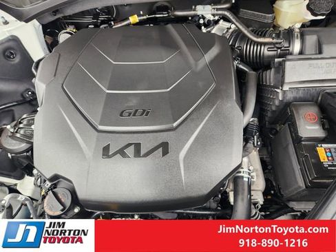 Used 2025 Kia Telluride EX image 32