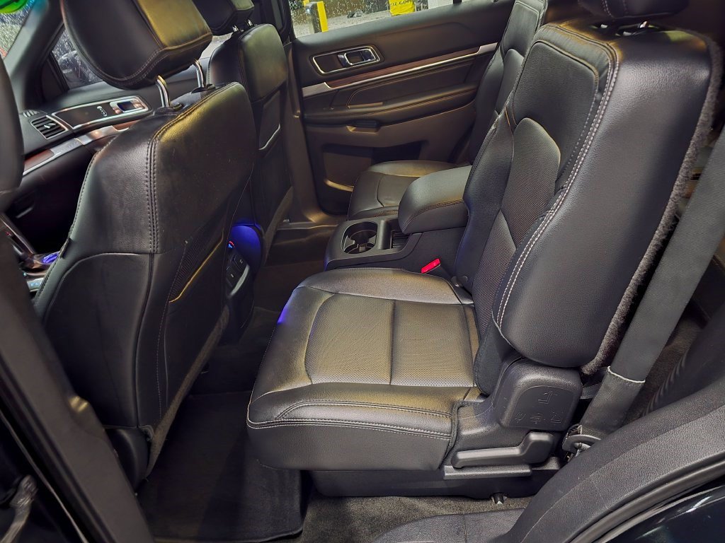 Used 2016 Ford Explorer Limited w/ Equipment Group 301A FWD image 28