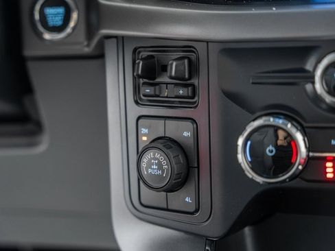 New 2025 Ford F150 XLT w/ Equipment Group 303A High image 25