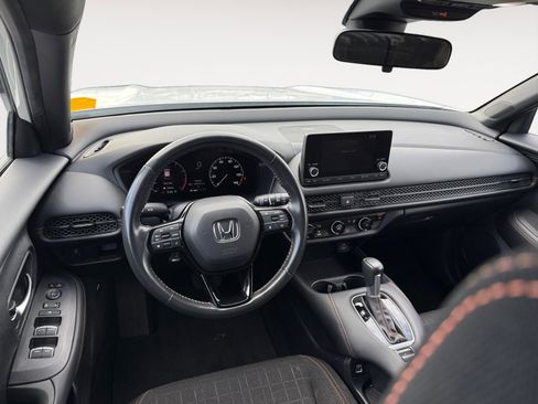 Used 2023 Honda HR-V Sport image 15