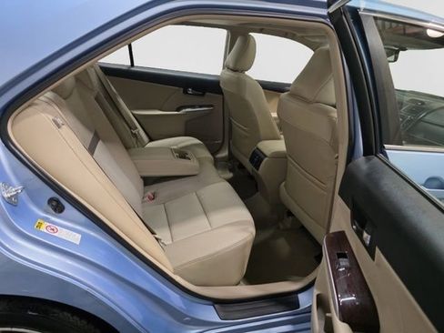 Used 2012 Toyota Camry XLE FWD image 31