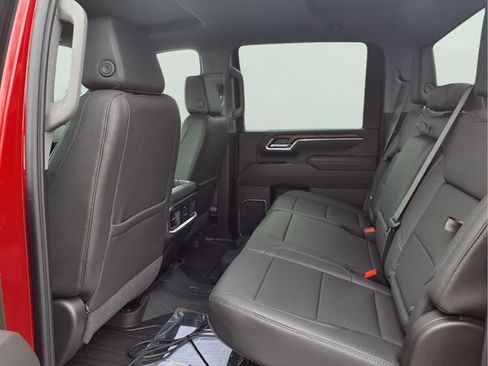 New 2026 GMC Sierra 2500 SLT image 18