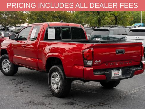 Used 2023 Toyota Tacoma SR w/ SR Convenience Package AWD/4WD image 3