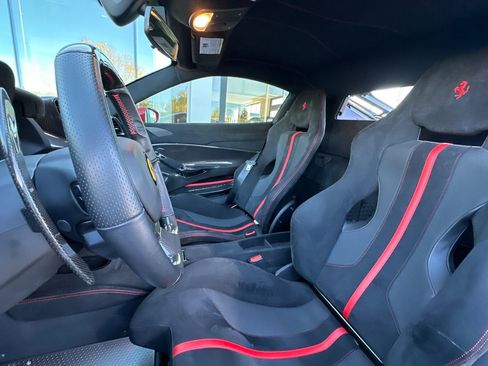 Used 2019 Ferrari 488 Pista Coupe image 5