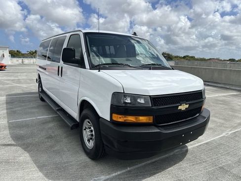 Used 2023 Chevrolet Express 3500 LS image 37