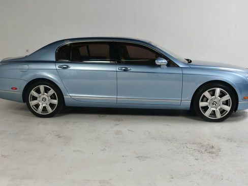 Used 2009 Bentley Flying Spur Flying Spur image 3