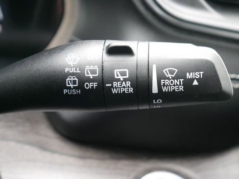 Used 2023 Jeep Grand Cherokee L Overland image 30