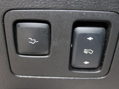 Used 2018 Ford F250 Lariat w/ Lariat Ultimate Package image 19