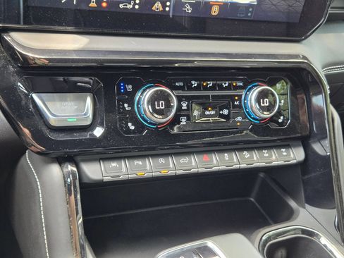 Certified 2024 GMC Sierra 1500 AT4X AWD/4WD image 17