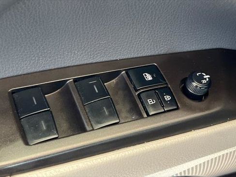Certified 2022 Toyota Camry LE FWD image 13