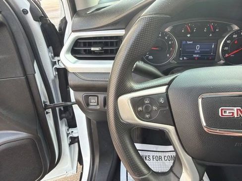 Used 2023 GMC Acadia SLE FWD image 17