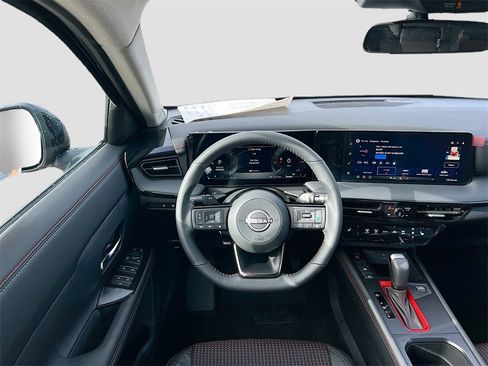 New 2026 Nissan Kicks SR image 22