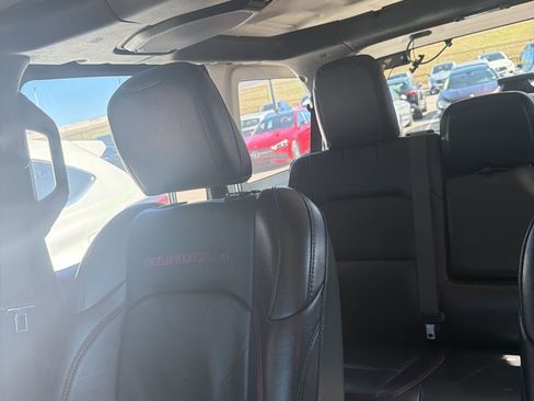 Used 2018 Jeep Wrangler Unlimited Rubicon image 4