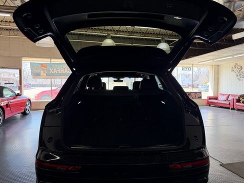 Used 2019 Audi SQ5 Prestige w/ Prestige Package image 47