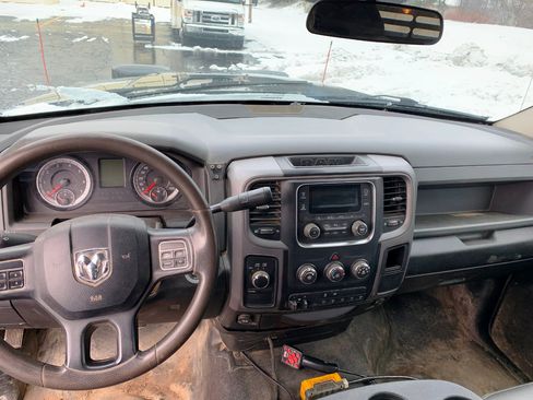 Used 2018 RAM 3500 Tradesman w/ Power Accessory Group image 6