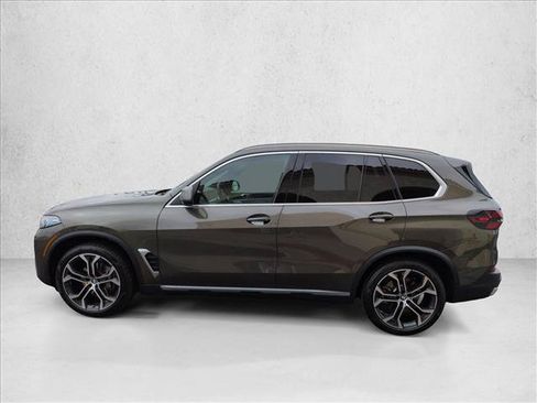 Used 2025 BMW X5 xDrive40i w/ Climate Comfort Package AWD/4WD image 9