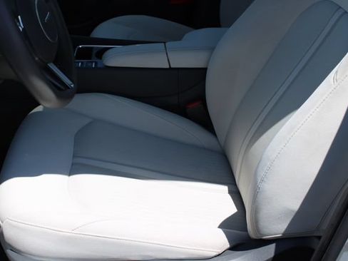 Used 2025 Hyundai Sonata SEL FWD image 26