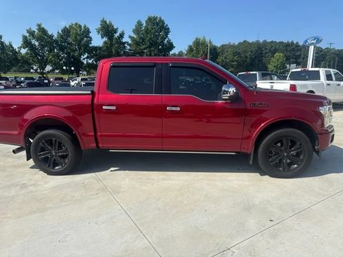Used 2018 Ford F150 Platinum w/ Equipment Group 701A Luxury AWD/4WD image 11