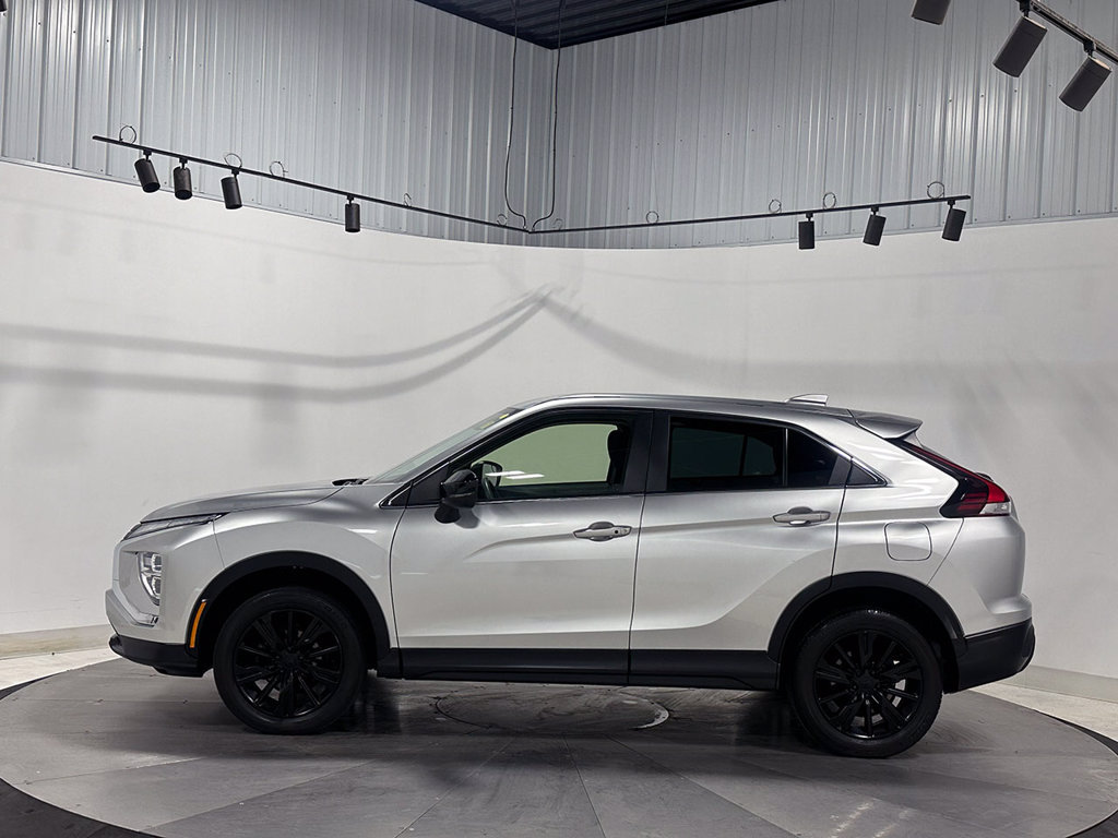Used 2024 Mitsubishi Eclipse Cross AWD image 13