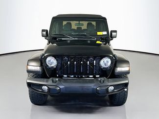 Used 2021 Jeep Gladiator Willys video 2