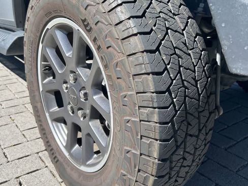 Used 2021 Jeep Gladiator Overland w/ Popular Equipment Package image 10