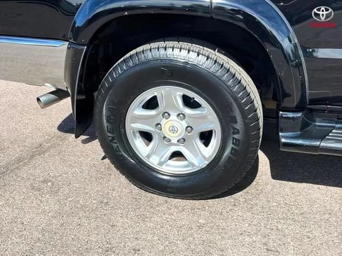 Used 2001 Toyota 4Runner SR5 AWD/4WD image 24